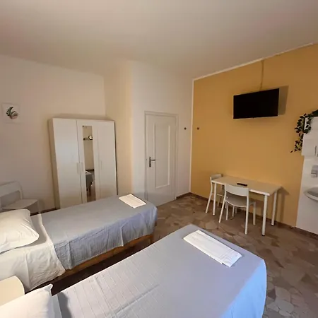 Pensjonat Parini 3*
