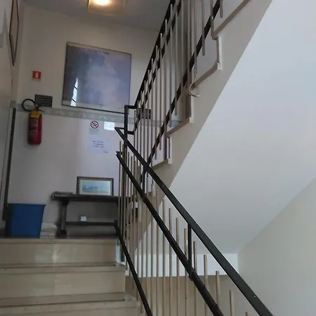 Parini 3*
